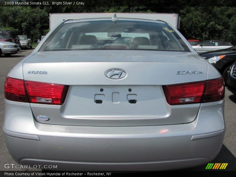 Bright Silver / Gray 2009 Hyundai Sonata GLS