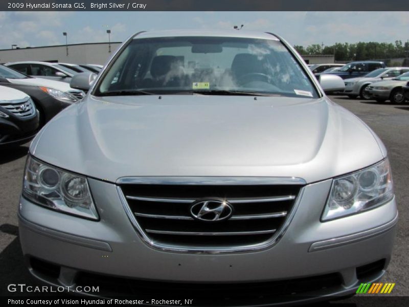 Bright Silver / Gray 2009 Hyundai Sonata GLS