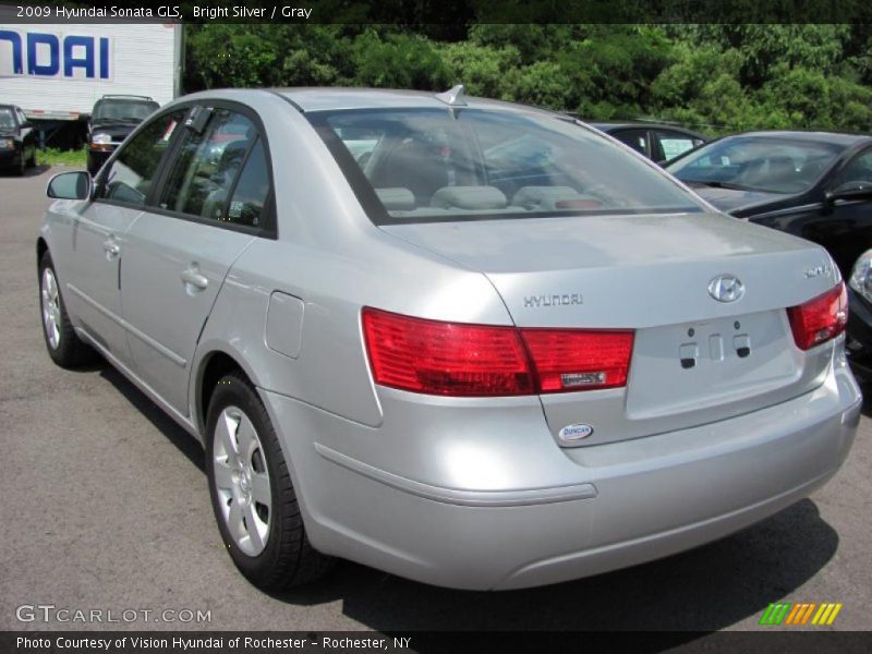 Bright Silver / Gray 2009 Hyundai Sonata GLS