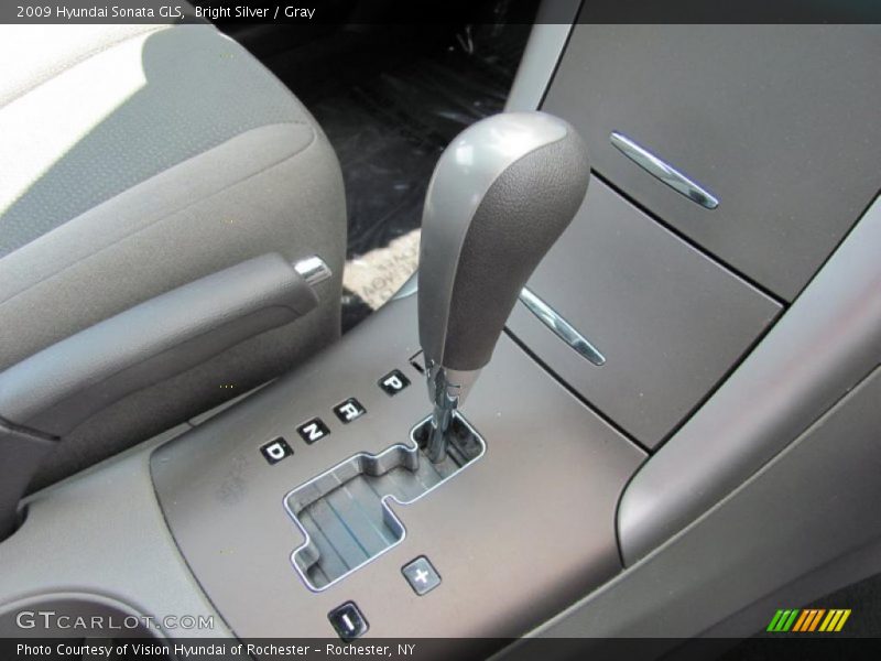 Bright Silver / Gray 2009 Hyundai Sonata GLS