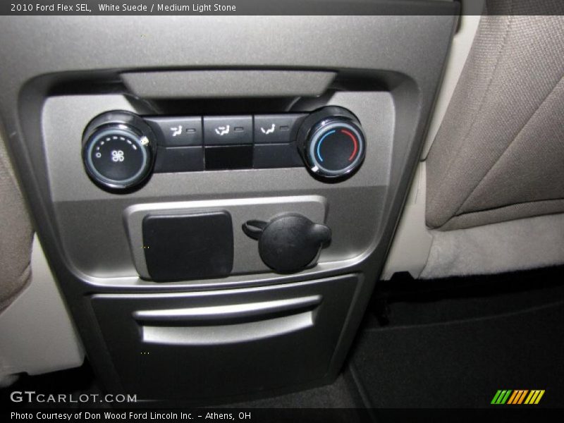 White Suede / Medium Light Stone 2010 Ford Flex SEL