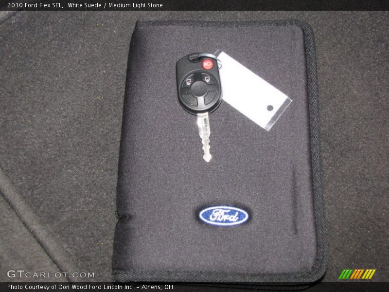 White Suede / Medium Light Stone 2010 Ford Flex SEL