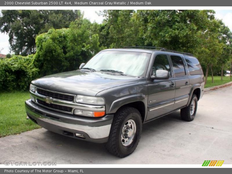 Medium Charcoal Gray Metallic / Medium Oak 2000 Chevrolet Suburban 2500 LT 4x4