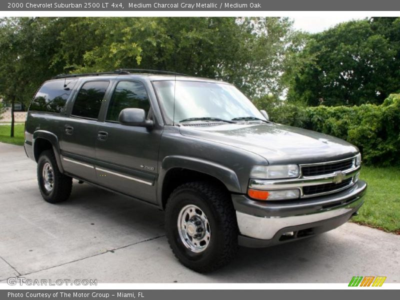 Medium Charcoal Gray Metallic / Medium Oak 2000 Chevrolet Suburban 2500 LT 4x4