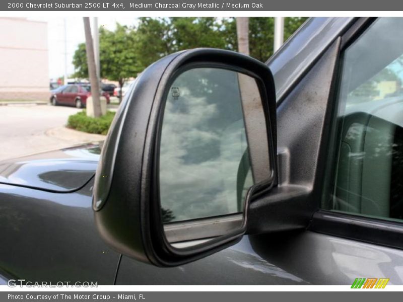 Medium Charcoal Gray Metallic / Medium Oak 2000 Chevrolet Suburban 2500 LT 4x4