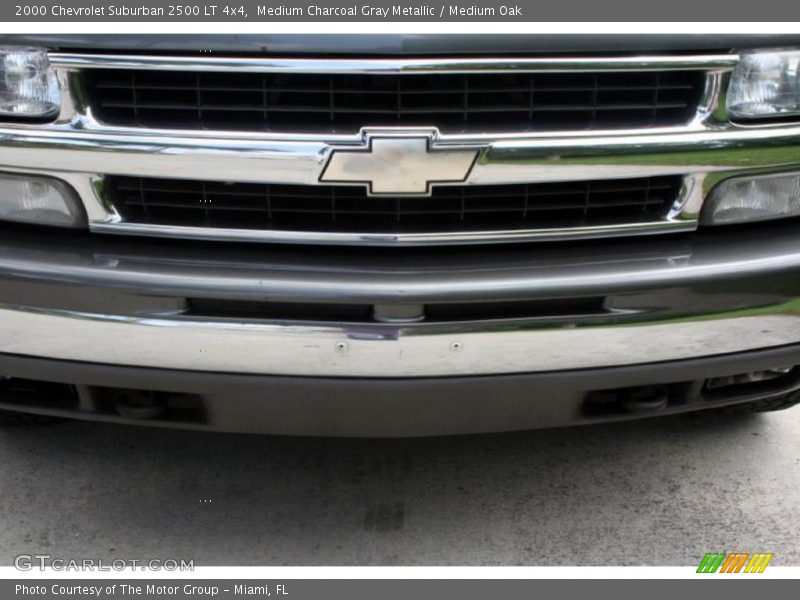 Medium Charcoal Gray Metallic / Medium Oak 2000 Chevrolet Suburban 2500 LT 4x4