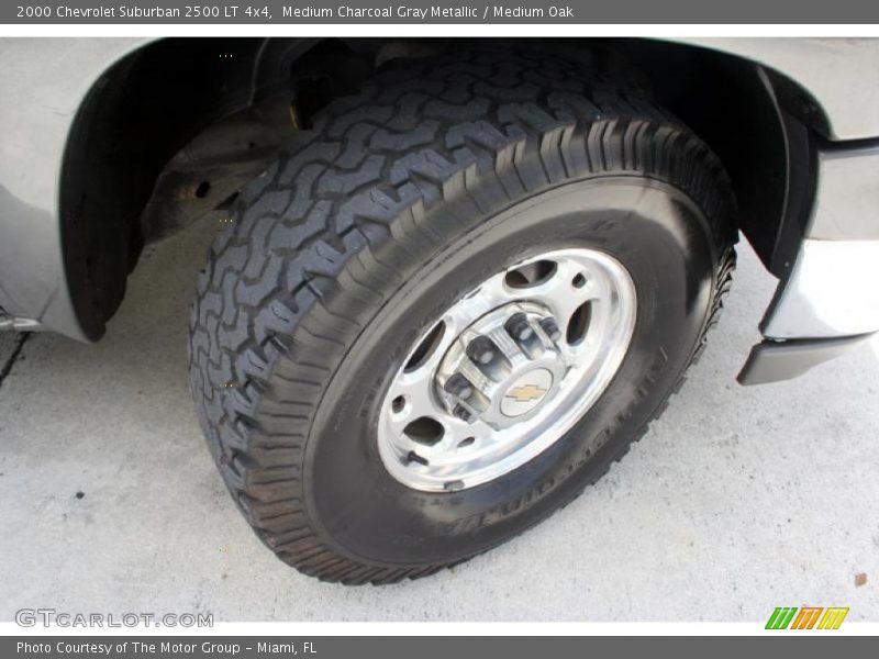 Medium Charcoal Gray Metallic / Medium Oak 2000 Chevrolet Suburban 2500 LT 4x4
