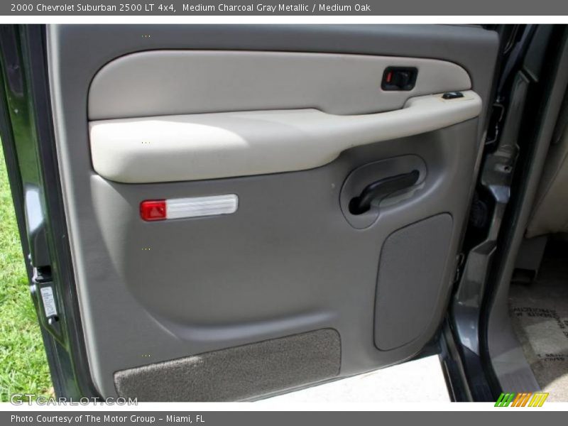 Medium Charcoal Gray Metallic / Medium Oak 2000 Chevrolet Suburban 2500 LT 4x4