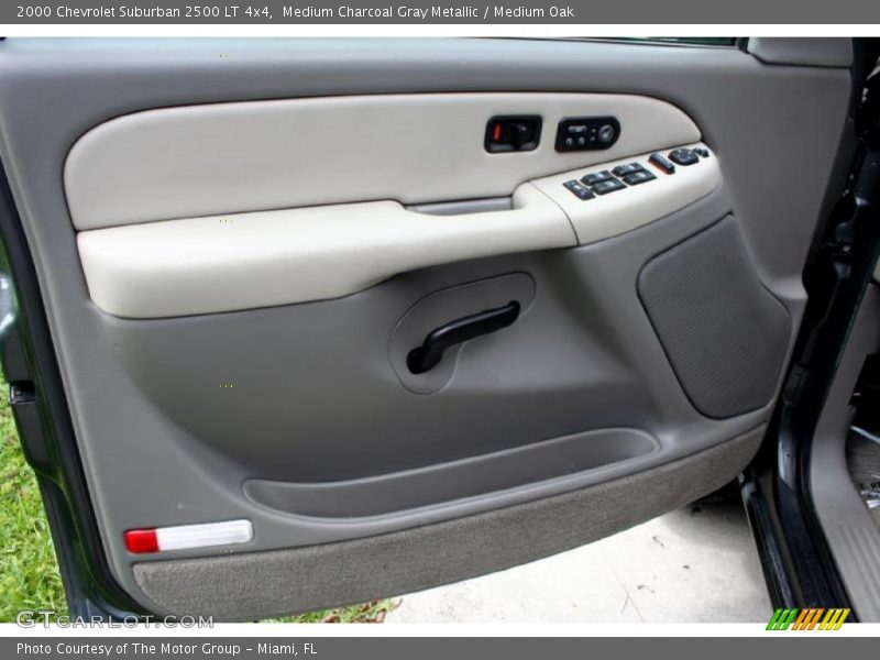 Medium Charcoal Gray Metallic / Medium Oak 2000 Chevrolet Suburban 2500 LT 4x4