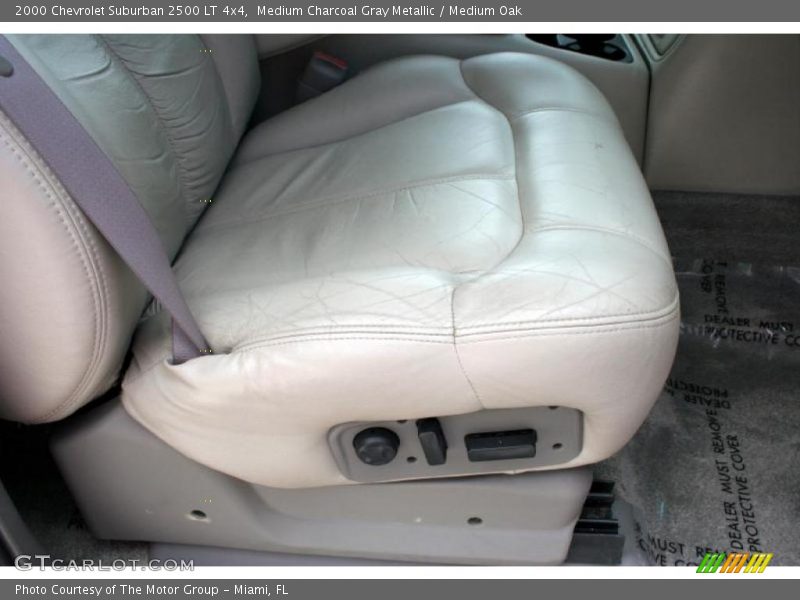 Medium Charcoal Gray Metallic / Medium Oak 2000 Chevrolet Suburban 2500 LT 4x4