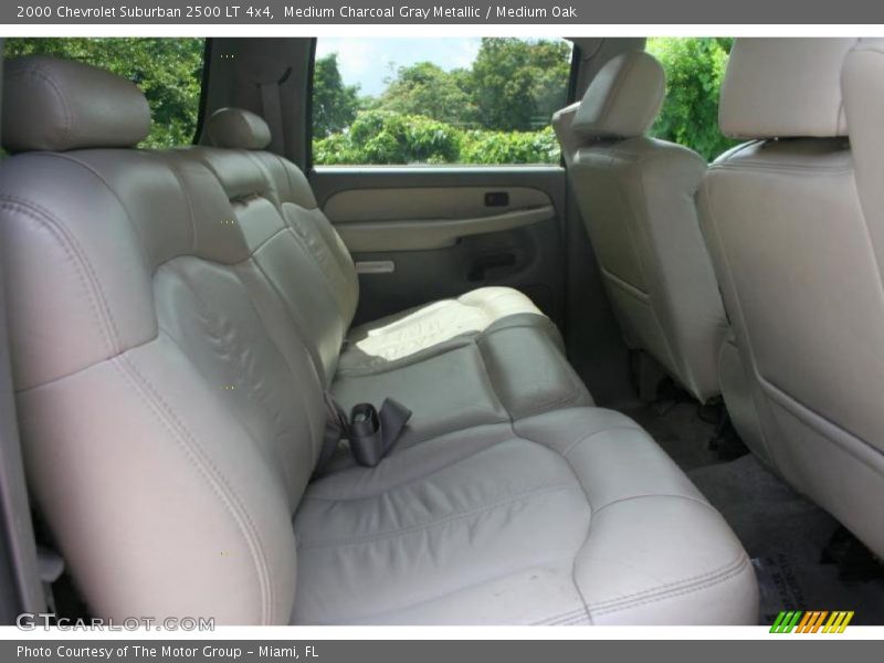 Medium Charcoal Gray Metallic / Medium Oak 2000 Chevrolet Suburban 2500 LT 4x4