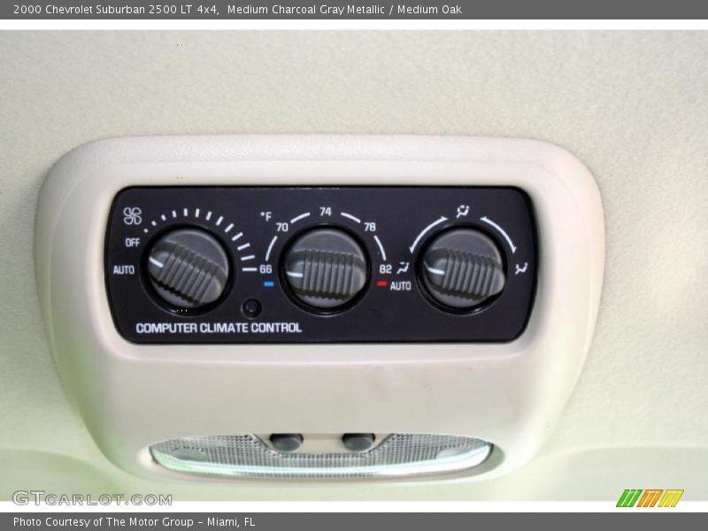 Medium Charcoal Gray Metallic / Medium Oak 2000 Chevrolet Suburban 2500 LT 4x4
