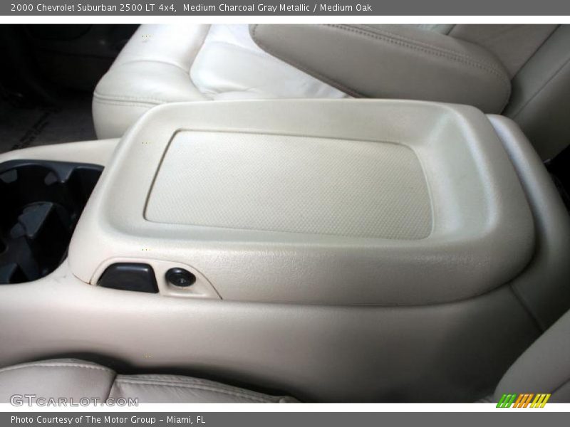 Medium Charcoal Gray Metallic / Medium Oak 2000 Chevrolet Suburban 2500 LT 4x4
