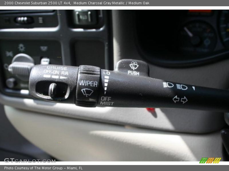 Medium Charcoal Gray Metallic / Medium Oak 2000 Chevrolet Suburban 2500 LT 4x4