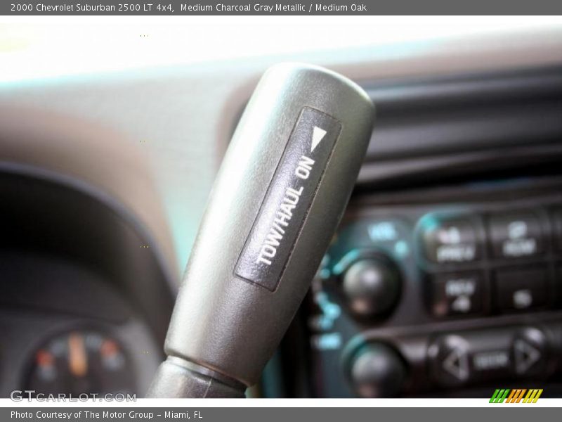 Medium Charcoal Gray Metallic / Medium Oak 2000 Chevrolet Suburban 2500 LT 4x4