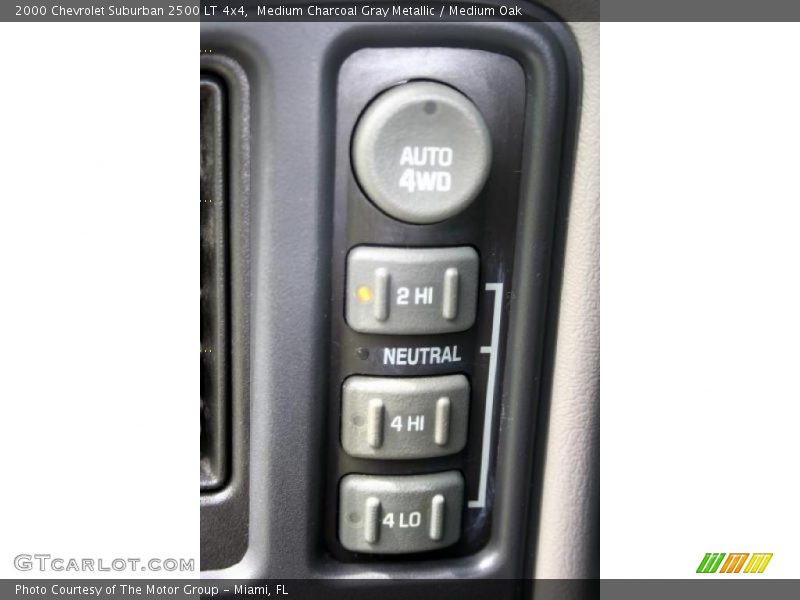 Medium Charcoal Gray Metallic / Medium Oak 2000 Chevrolet Suburban 2500 LT 4x4
