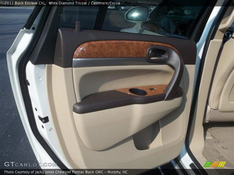 White Diamond Tricoat / Cashmere/Cocoa 2011 Buick Enclave CXL