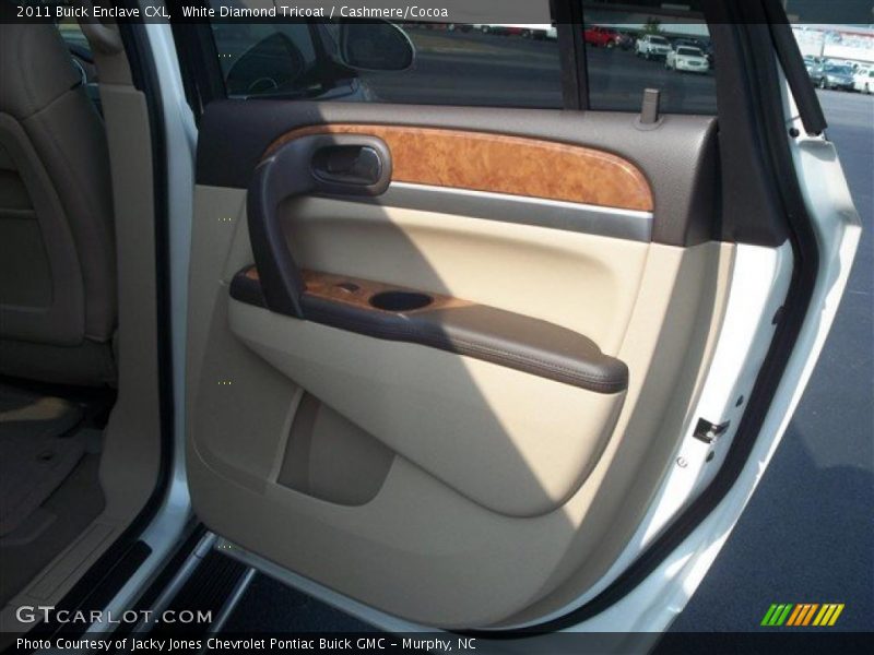 White Diamond Tricoat / Cashmere/Cocoa 2011 Buick Enclave CXL