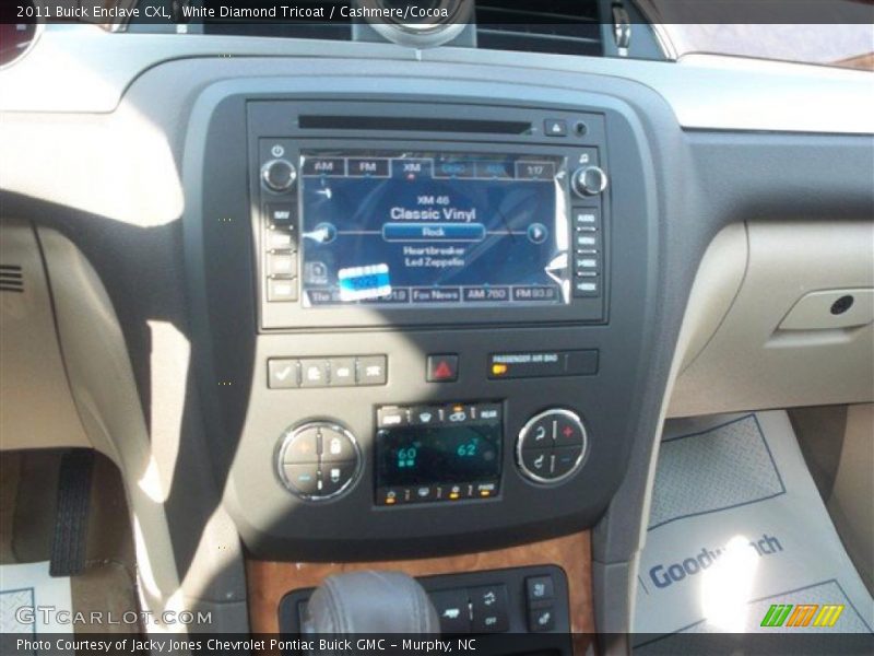White Diamond Tricoat / Cashmere/Cocoa 2011 Buick Enclave CXL