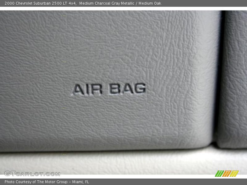 Medium Charcoal Gray Metallic / Medium Oak 2000 Chevrolet Suburban 2500 LT 4x4