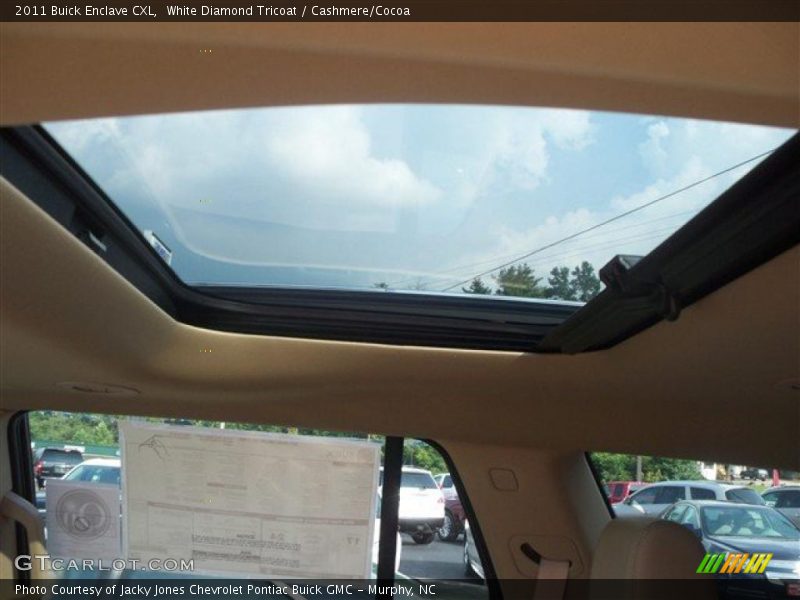 White Diamond Tricoat / Cashmere/Cocoa 2011 Buick Enclave CXL
