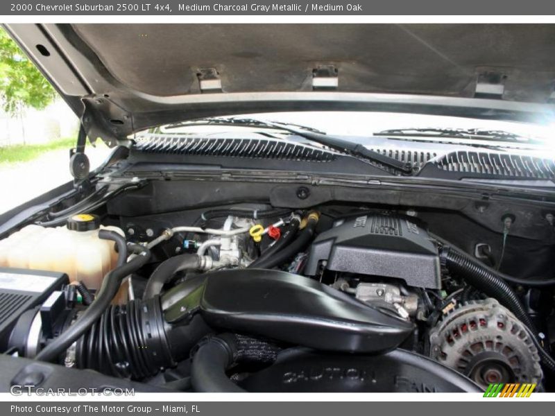 Medium Charcoal Gray Metallic / Medium Oak 2000 Chevrolet Suburban 2500 LT 4x4