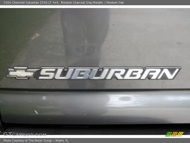 Medium Charcoal Gray Metallic / Medium Oak 2000 Chevrolet Suburban 2500 LT 4x4