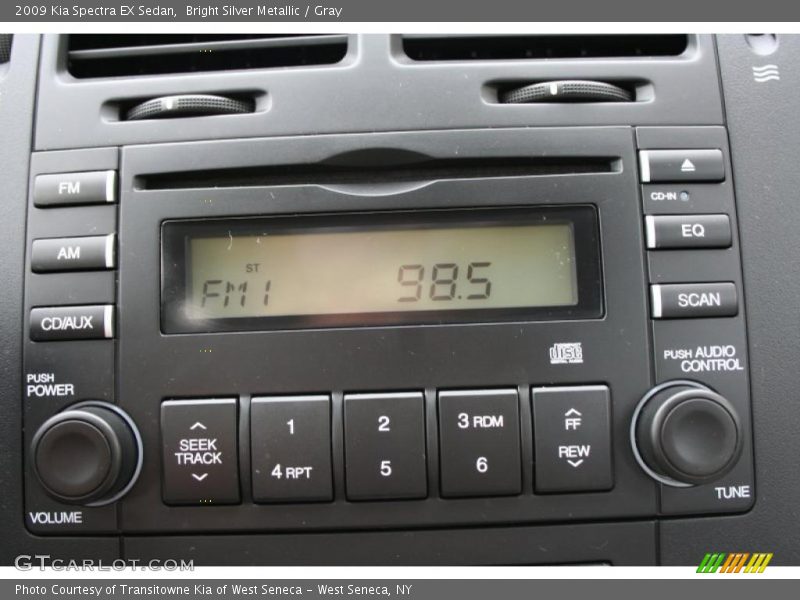 Bright Silver Metallic / Gray 2009 Kia Spectra EX Sedan