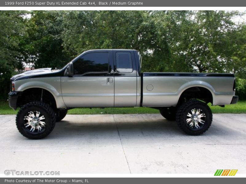 Black / Medium Graphite 1999 Ford F250 Super Duty XL Extended Cab 4x4