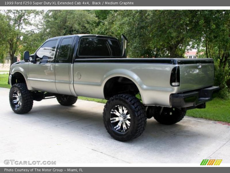 Black / Medium Graphite 1999 Ford F250 Super Duty XL Extended Cab 4x4