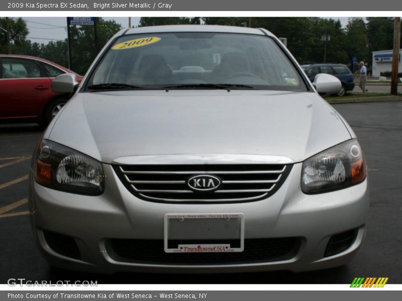Bright Silver Metallic / Gray 2009 Kia Spectra EX Sedan