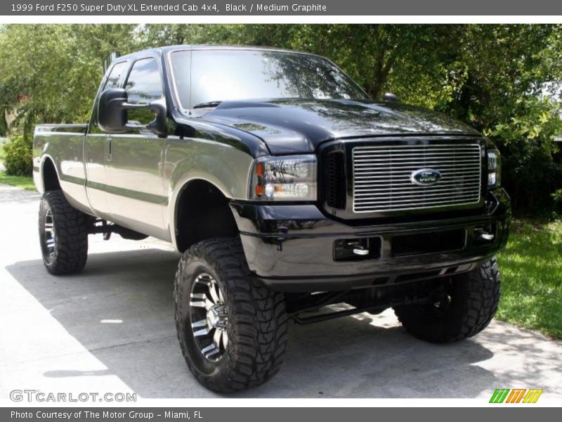 Black / Medium Graphite 1999 Ford F250 Super Duty XL Extended Cab 4x4