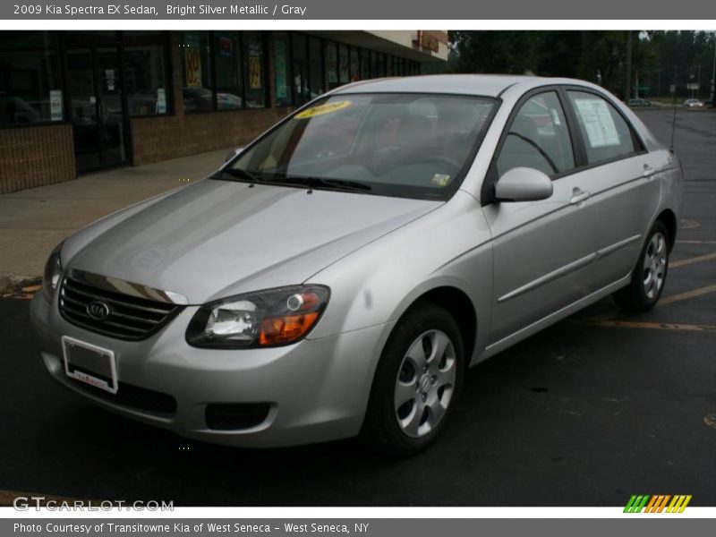 Bright Silver Metallic / Gray 2009 Kia Spectra EX Sedan