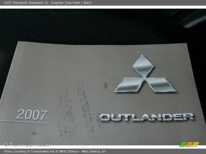 Graphite Gray Pearl / Black 2007 Mitsubishi Outlander LS