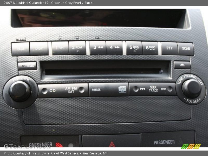 Graphite Gray Pearl / Black 2007 Mitsubishi Outlander LS