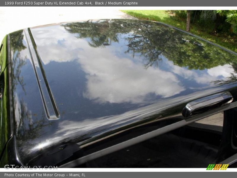 Black / Medium Graphite 1999 Ford F250 Super Duty XL Extended Cab 4x4