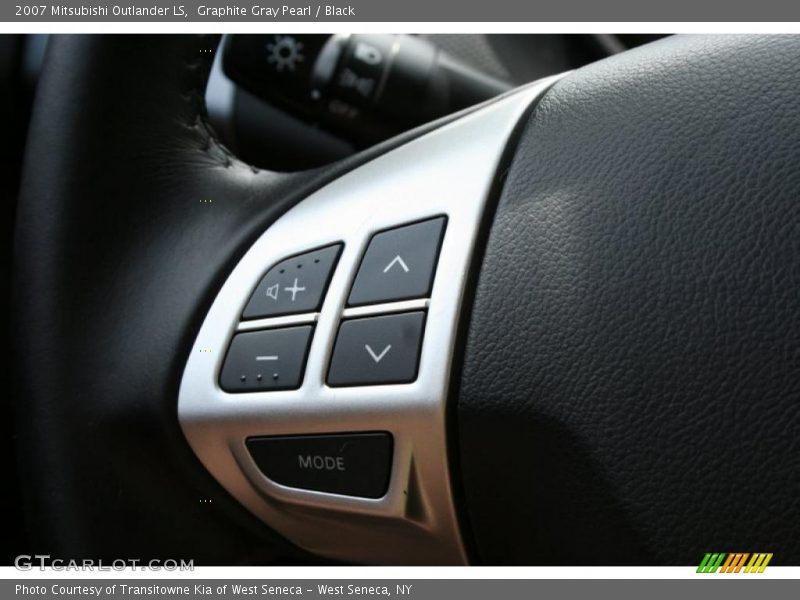 Graphite Gray Pearl / Black 2007 Mitsubishi Outlander LS