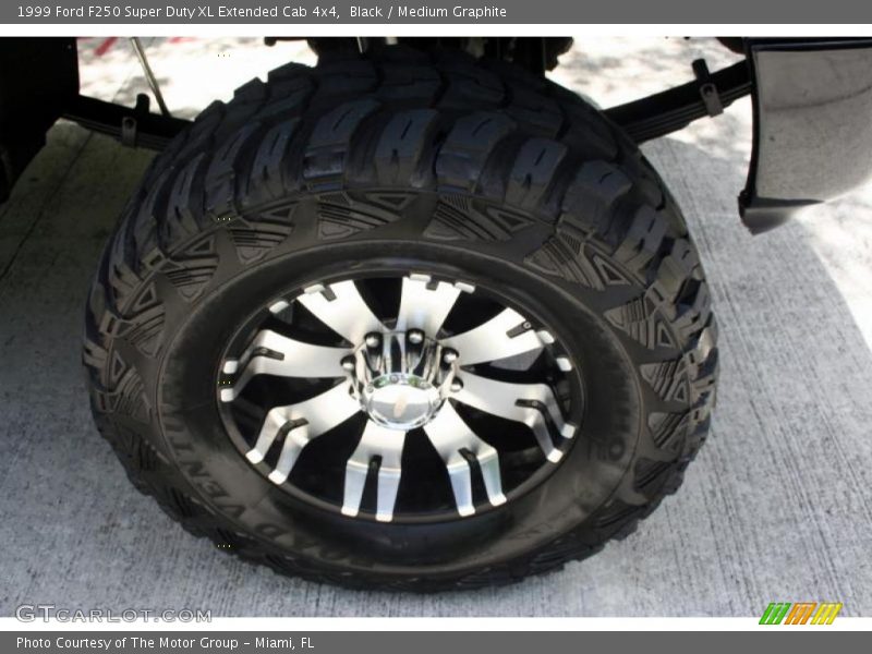 Black / Medium Graphite 1999 Ford F250 Super Duty XL Extended Cab 4x4