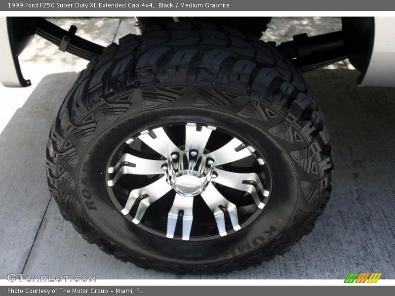 Black / Medium Graphite 1999 Ford F250 Super Duty XL Extended Cab 4x4