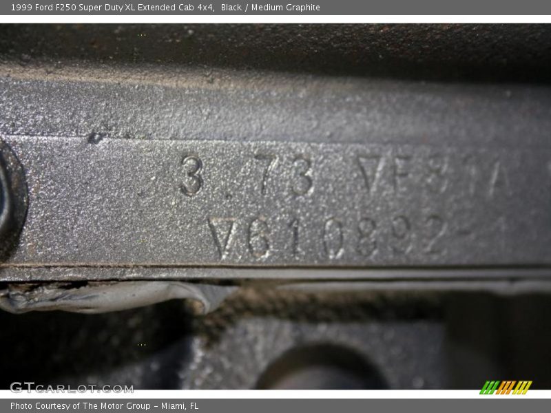 Black / Medium Graphite 1999 Ford F250 Super Duty XL Extended Cab 4x4