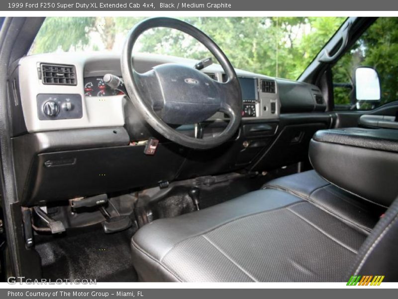 Black / Medium Graphite 1999 Ford F250 Super Duty XL Extended Cab 4x4