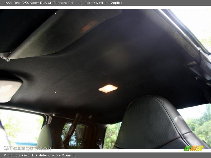 Black / Medium Graphite 1999 Ford F250 Super Duty XL Extended Cab 4x4