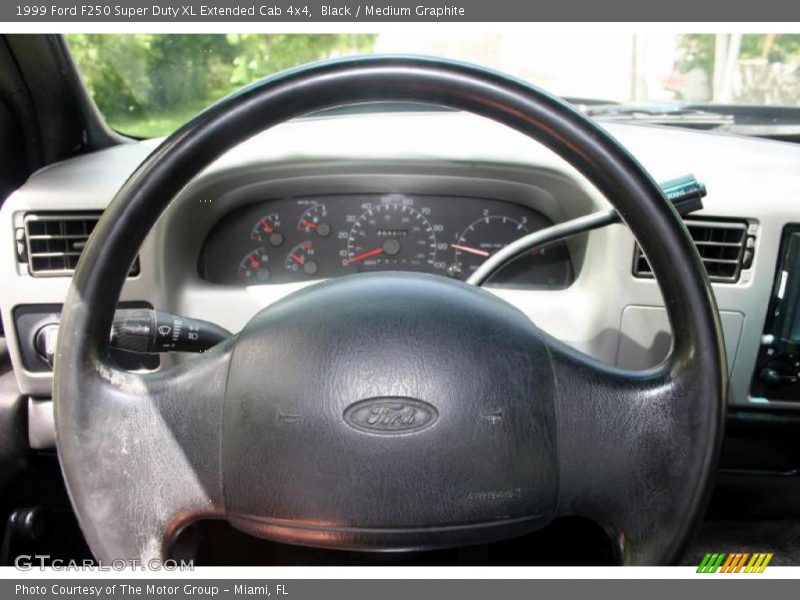 Black / Medium Graphite 1999 Ford F250 Super Duty XL Extended Cab 4x4