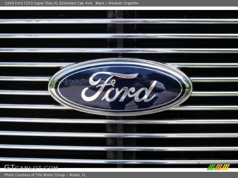 Black / Medium Graphite 1999 Ford F250 Super Duty XL Extended Cab 4x4
