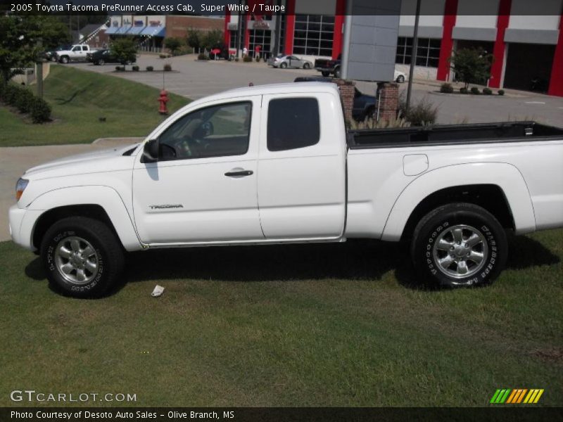 Super White / Taupe 2005 Toyota Tacoma PreRunner Access Cab