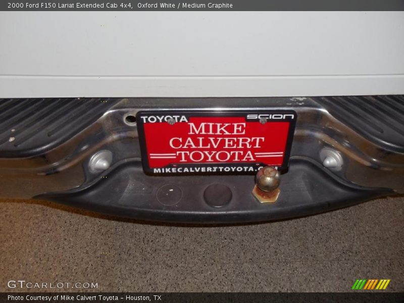 Oxford White / Medium Graphite 2000 Ford F150 Lariat Extended Cab 4x4