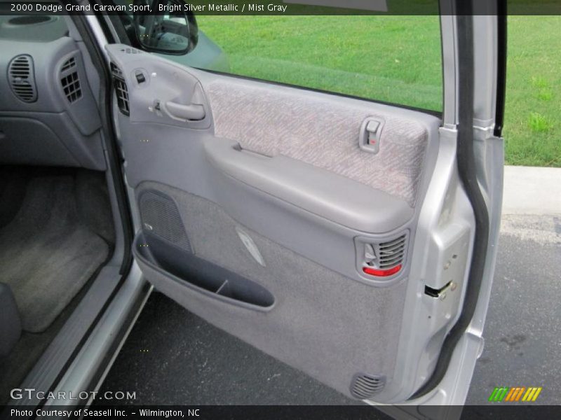 Bright Silver Metallic / Mist Gray 2000 Dodge Grand Caravan Sport