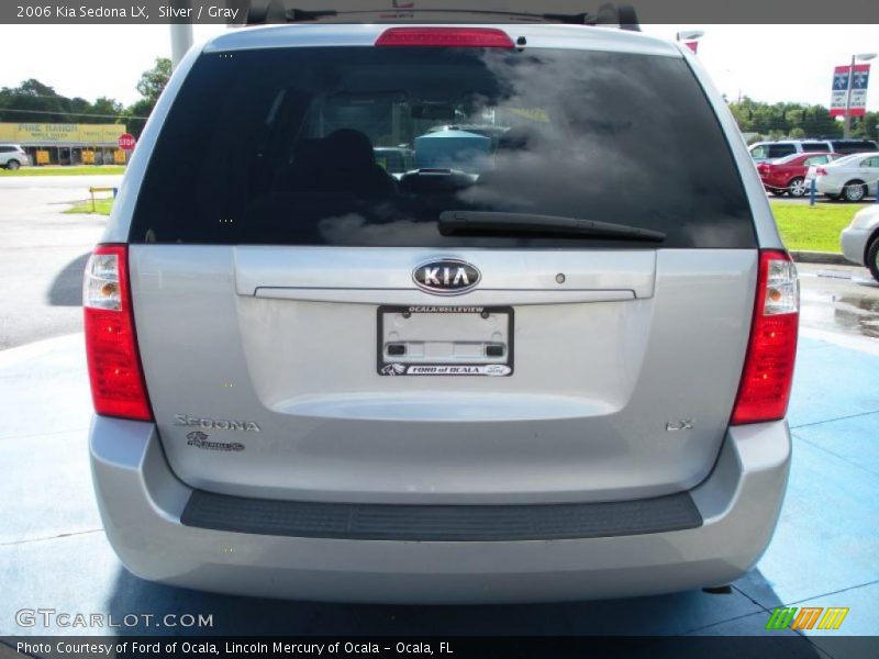 Silver / Gray 2006 Kia Sedona LX