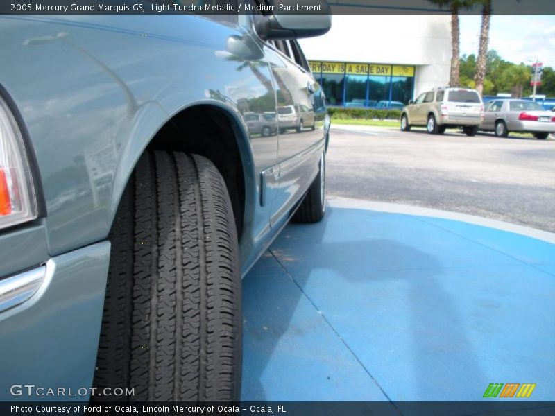 Light Tundra Metallic / Medium Parchment 2005 Mercury Grand Marquis GS
