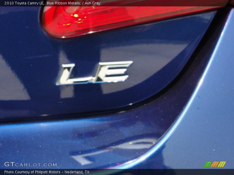 Blue Ribbon Metallic / Ash Gray 2010 Toyota Camry LE